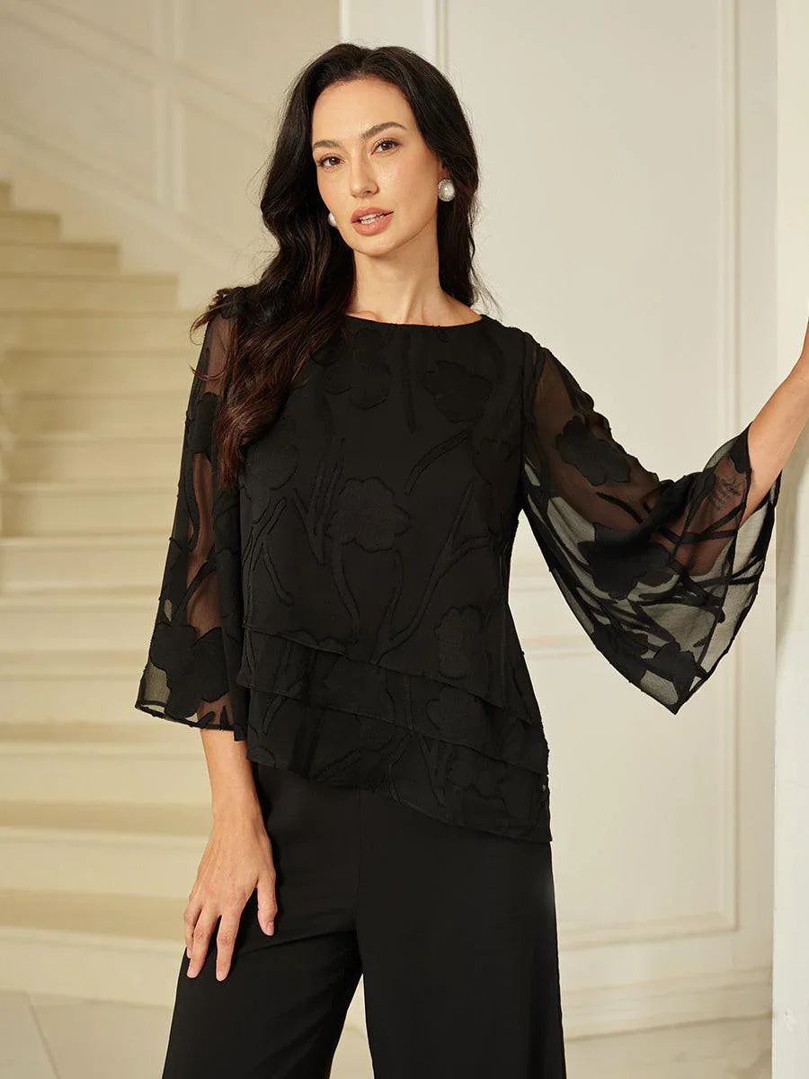 Chemise en chiffon à couches avec des fleurs