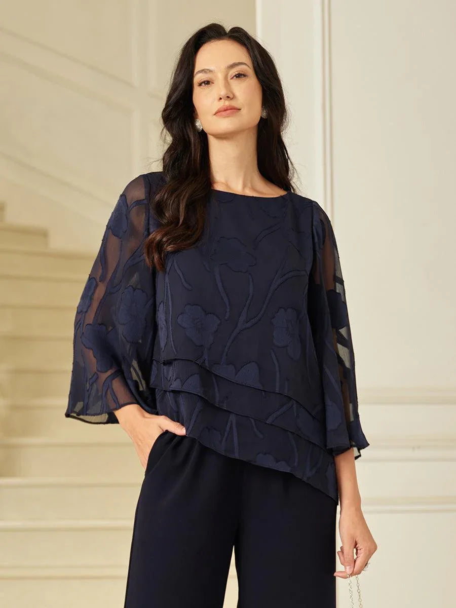 Chemise en chiffon à couches avec des fleurs