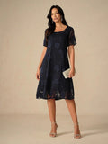 Robe A-Line en chiffon transparent avec des fleurs, longueur genou