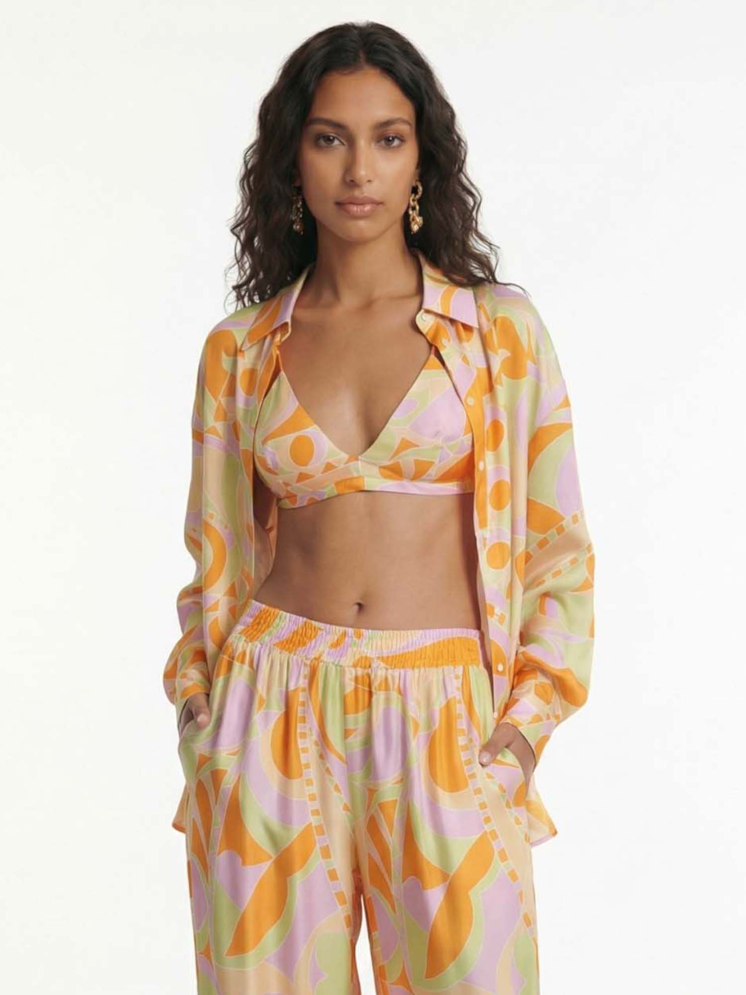 Chemise à boutons avec impression graphique de plage tropicale