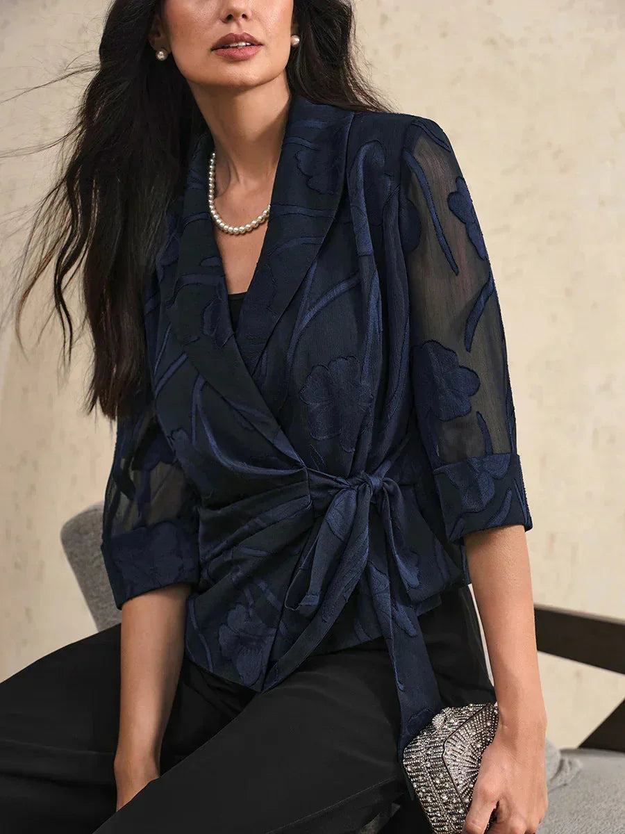 Chemise élégante en chiffon fleuri
