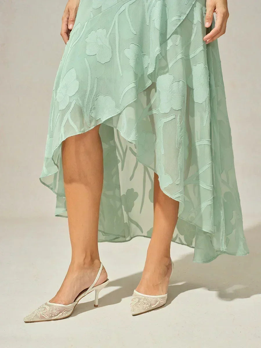 Robes de soirée sans manches en chiffon floral avec des ourlets asymétriques