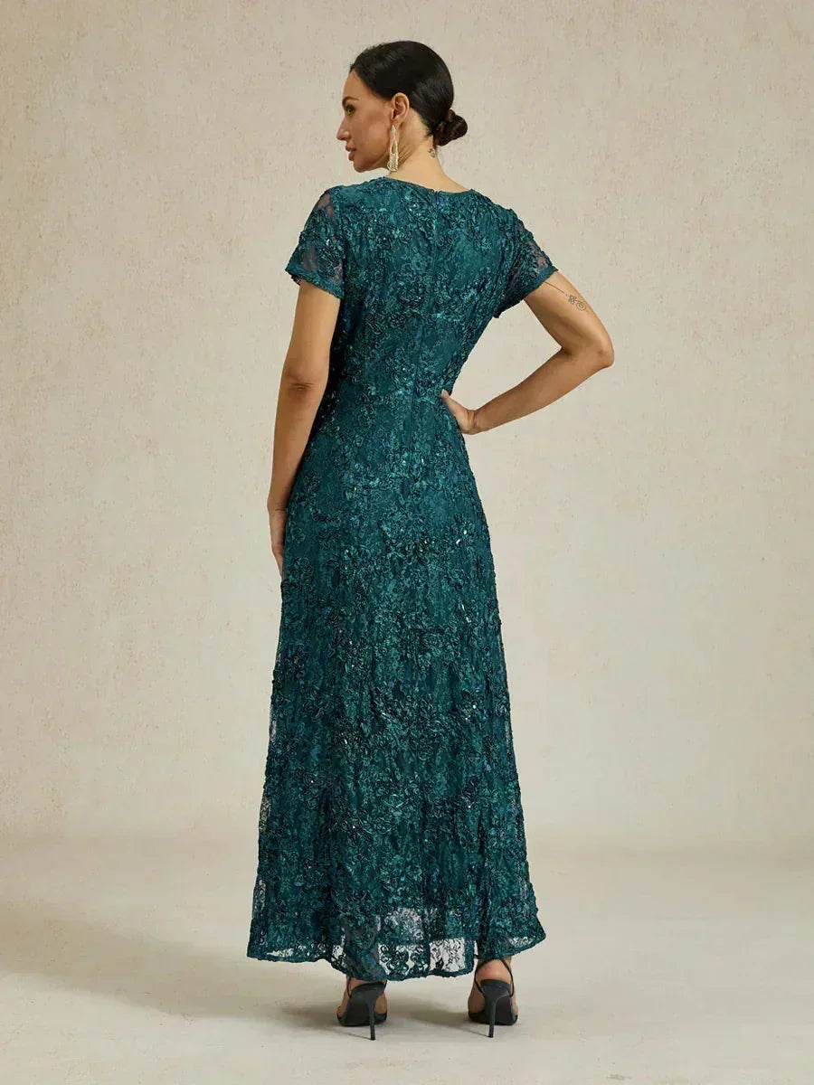 Robes A-Line en dentelle avec des décorations de sequins