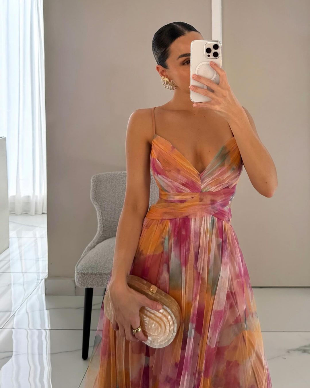 Alina – Robe longue tendance avec col en V pour femmes