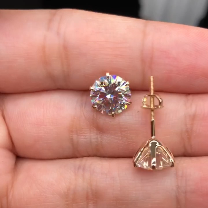 Boucles d'oreilles chic en or blanc