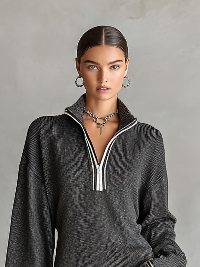 Robe mini tricotée douce avec col polo et fermeture éclair