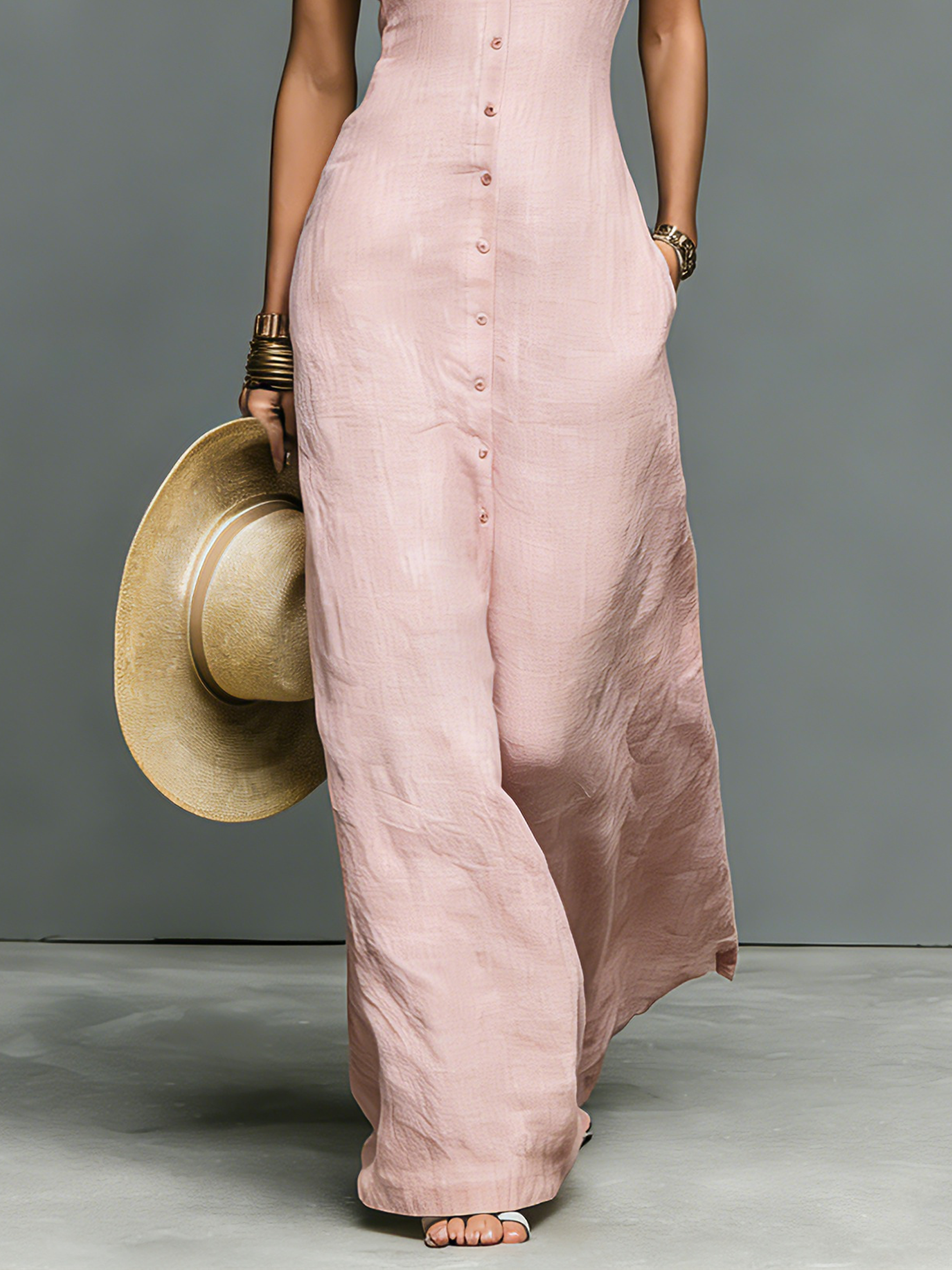 Robes maxi pour femmes au style minimaliste avec col montant et une fermeture MDZ1049C1Y