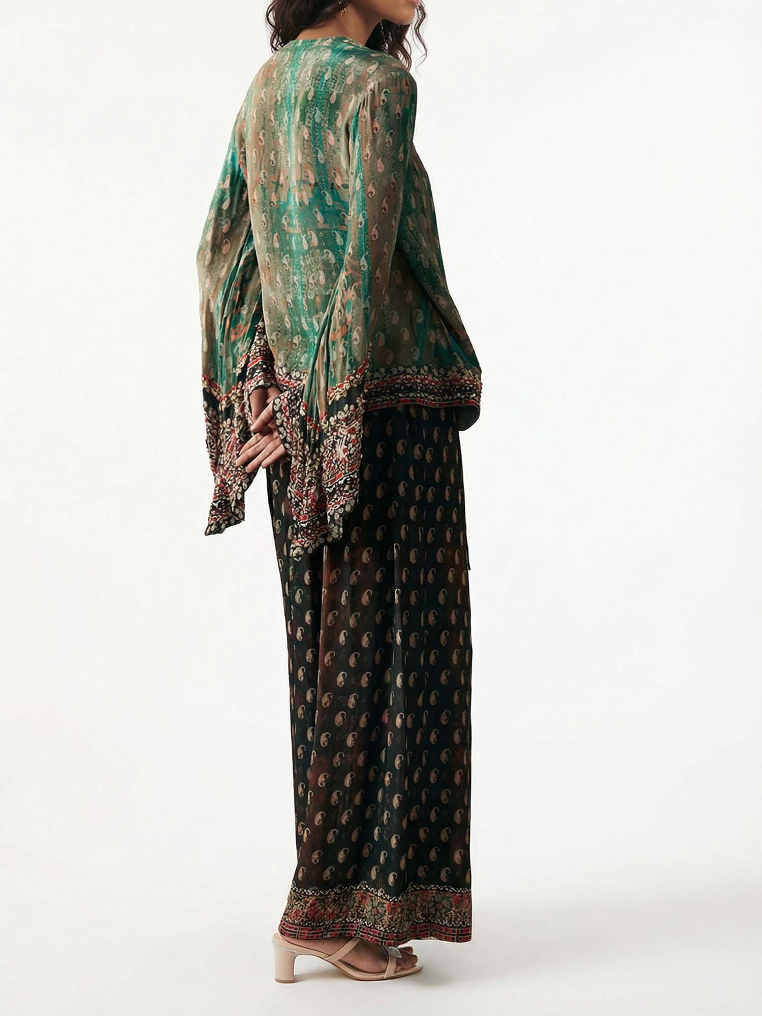 Chemise à motifs paisley