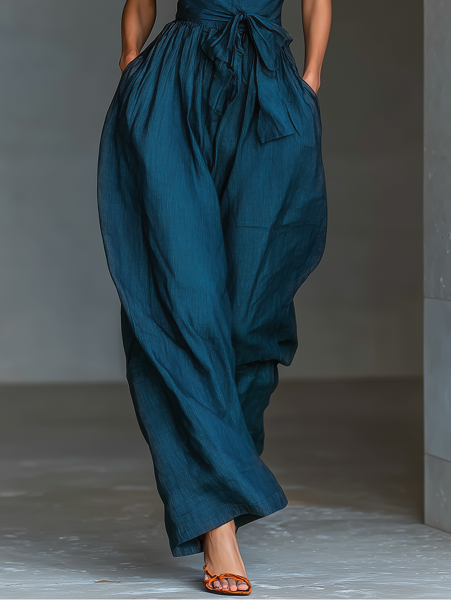 Robe d'été pour femmes en lin de couleur bleu foncé avec col croisé, taille ajustable et pantalons larges MDZ0455B5T