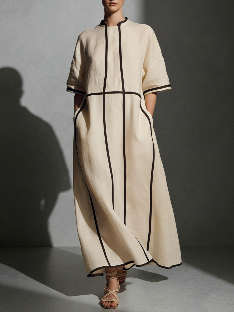 Robe maxi avec col montant, manches courtes, poches et lignes contrastées, en mélange de lin moderne pour femmes couleur beige MDA2924L4AU