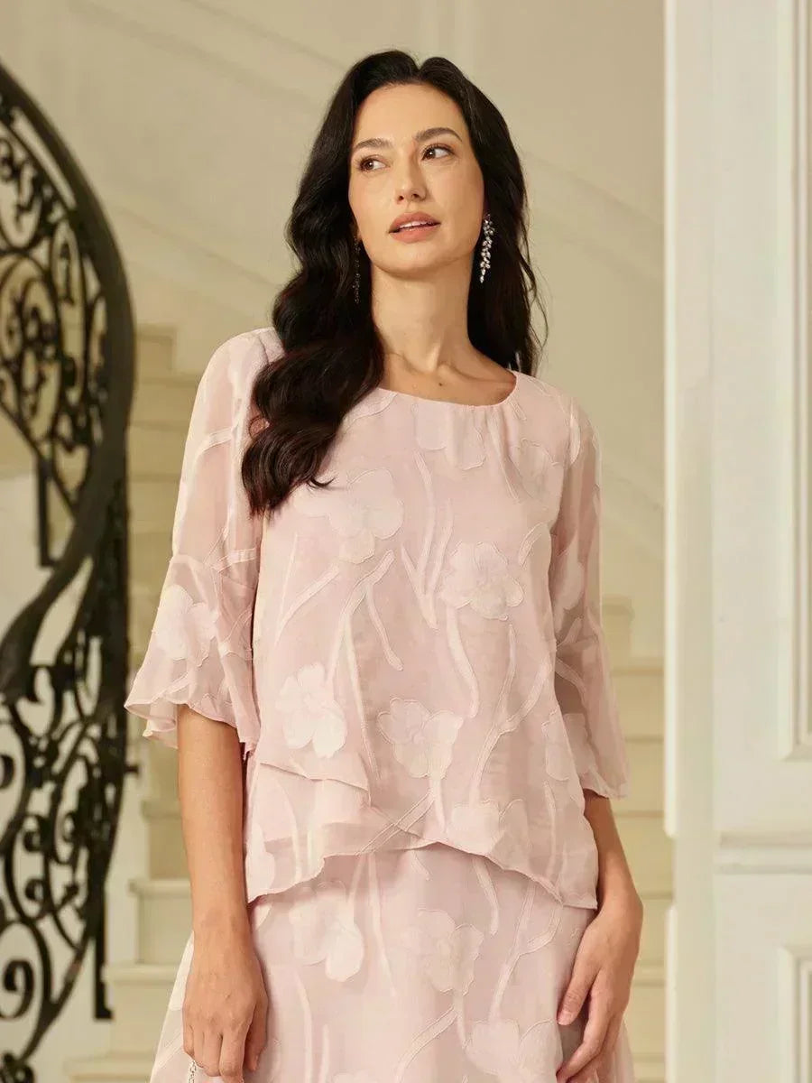 Blouse en chiffon avec des bords asymétriques