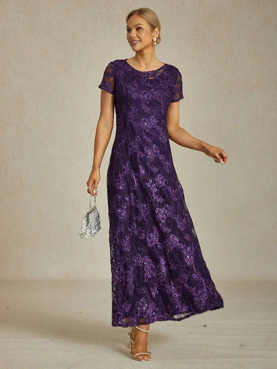Robes A-Line en dentelle avec des décorations de paillettes