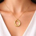 Pendentif ovale en or plaqué