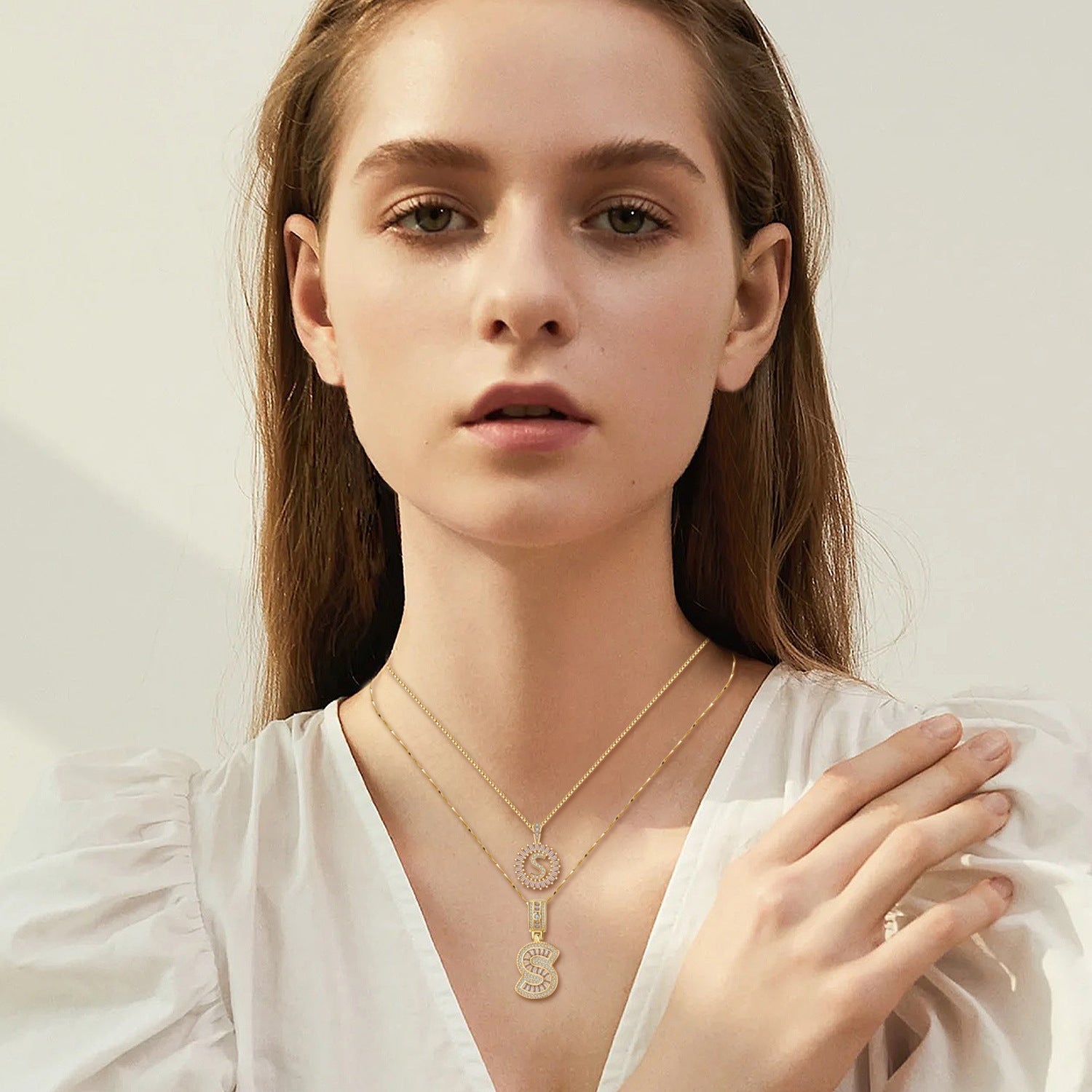 Ensemble de colliers avec lettre moissanite