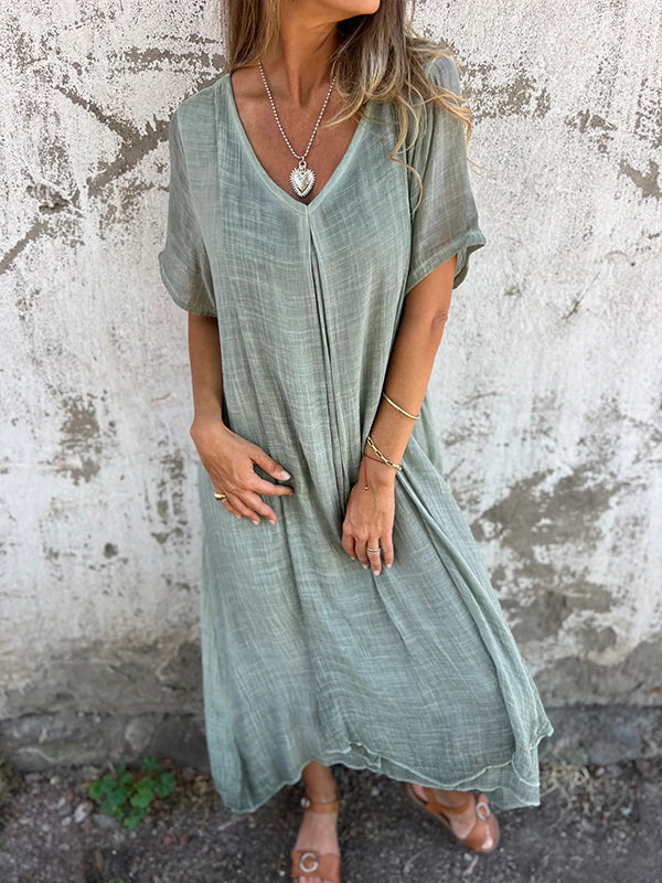 Elizabeta | Robe décontractée avec col en V
