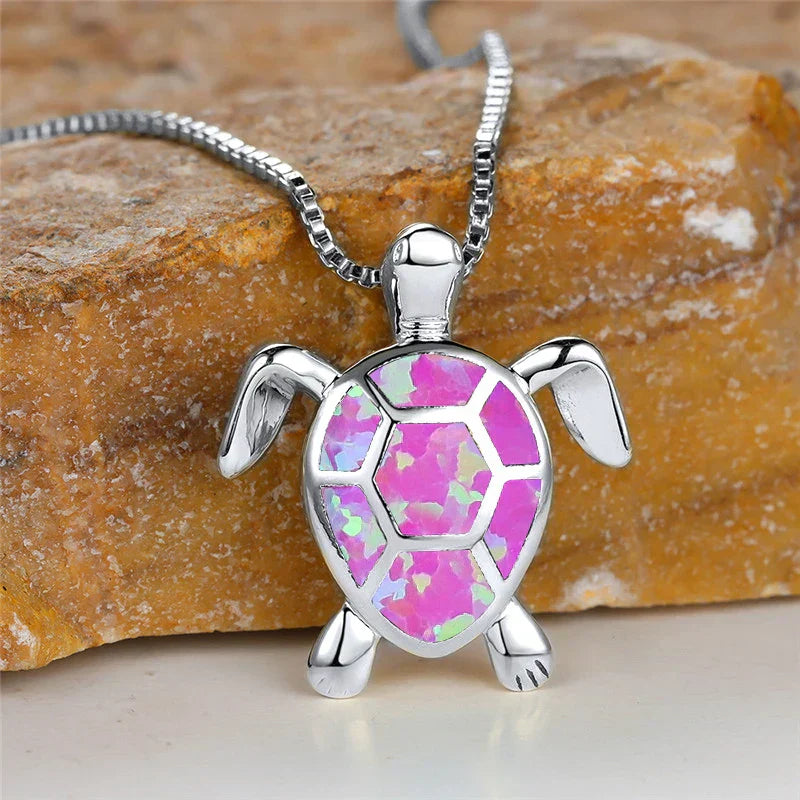 Pendentif tortue en opale feu verte fait main vintage