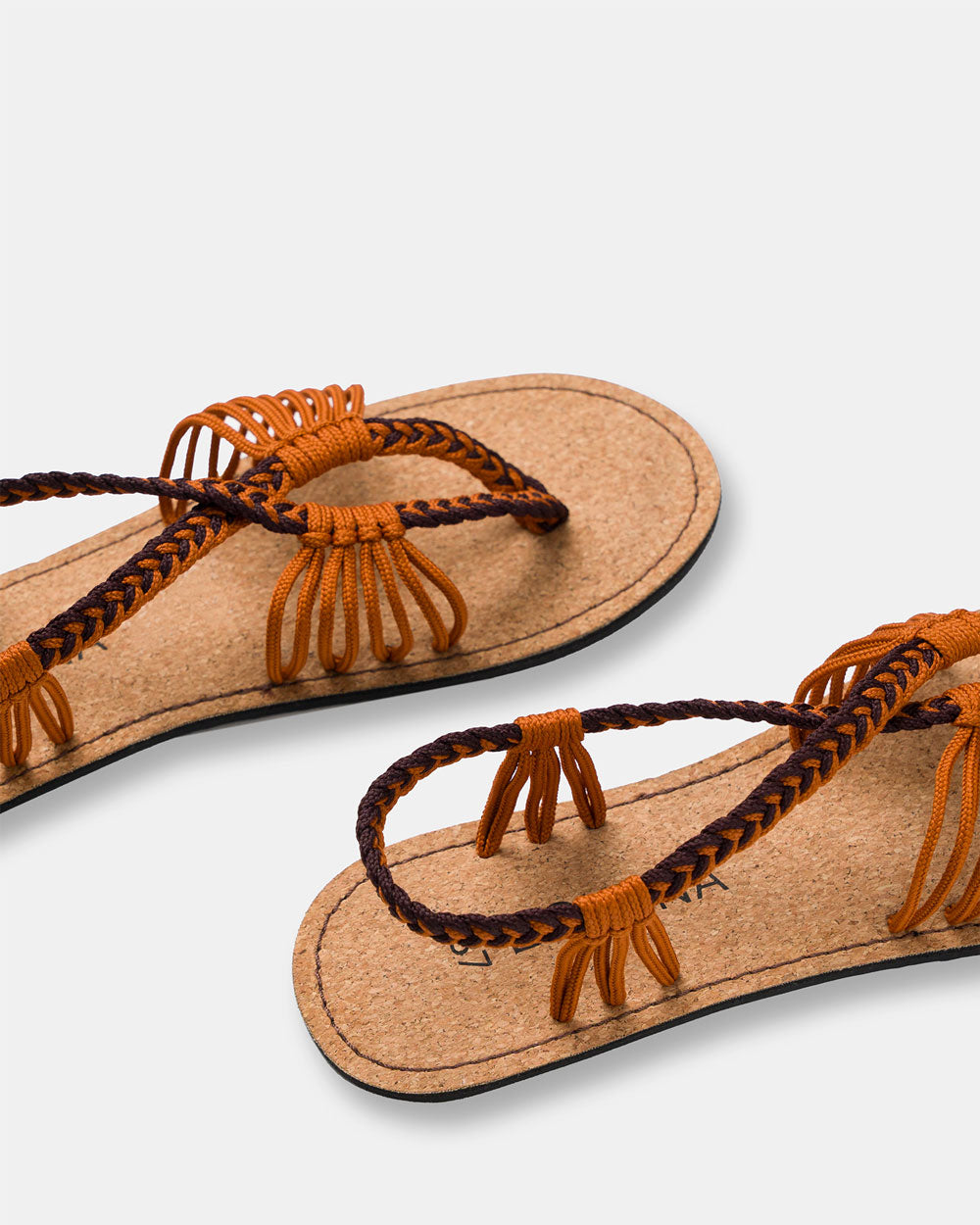 TOUCH – Marron Caramel