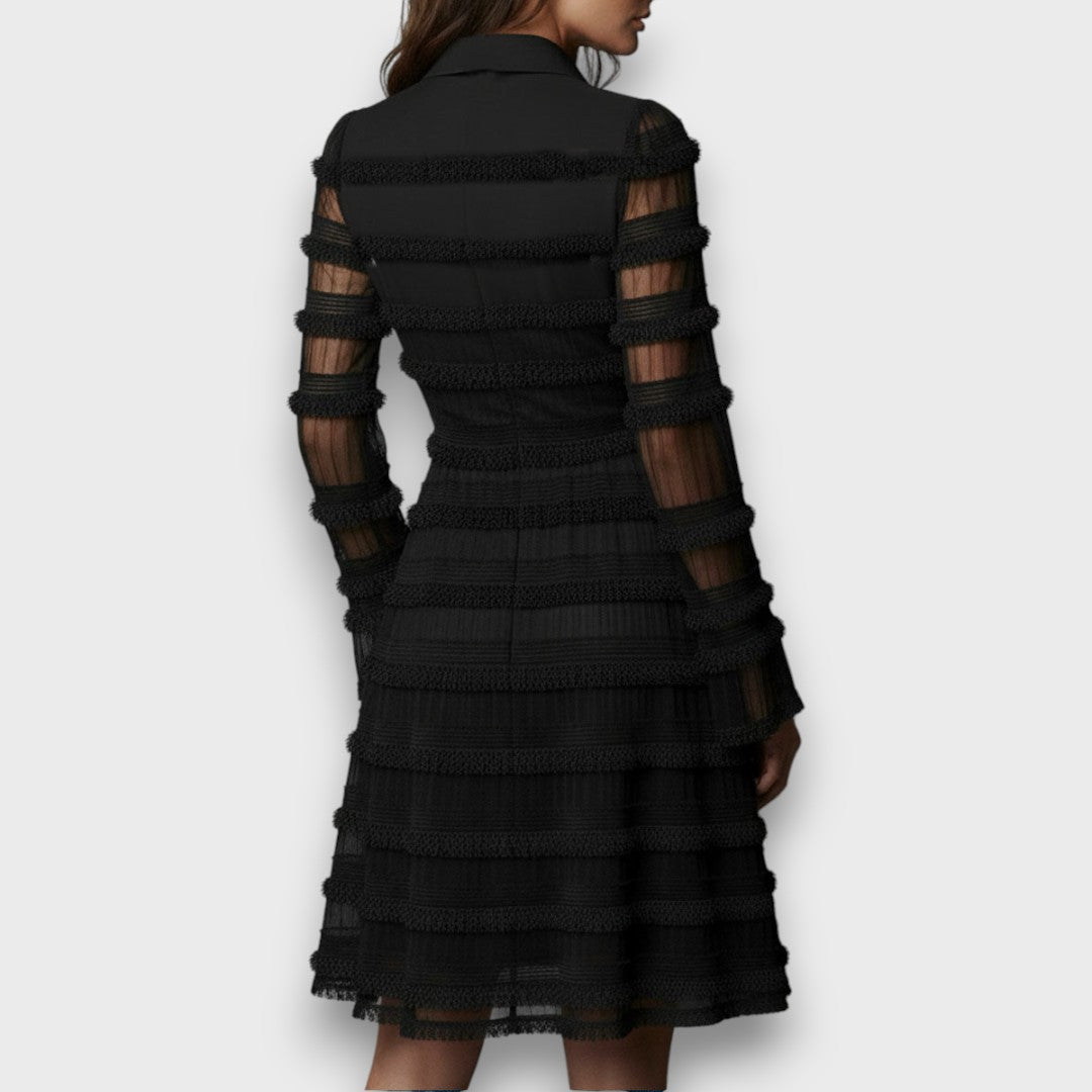 Robe midi avec détails en dentelle transparente