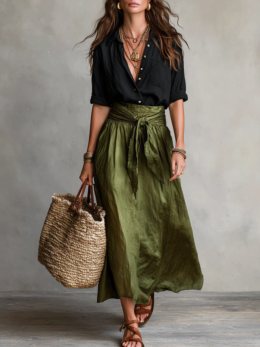 Vera – Ensemble de deux pièces : chemise noire et jupe midi verte olive