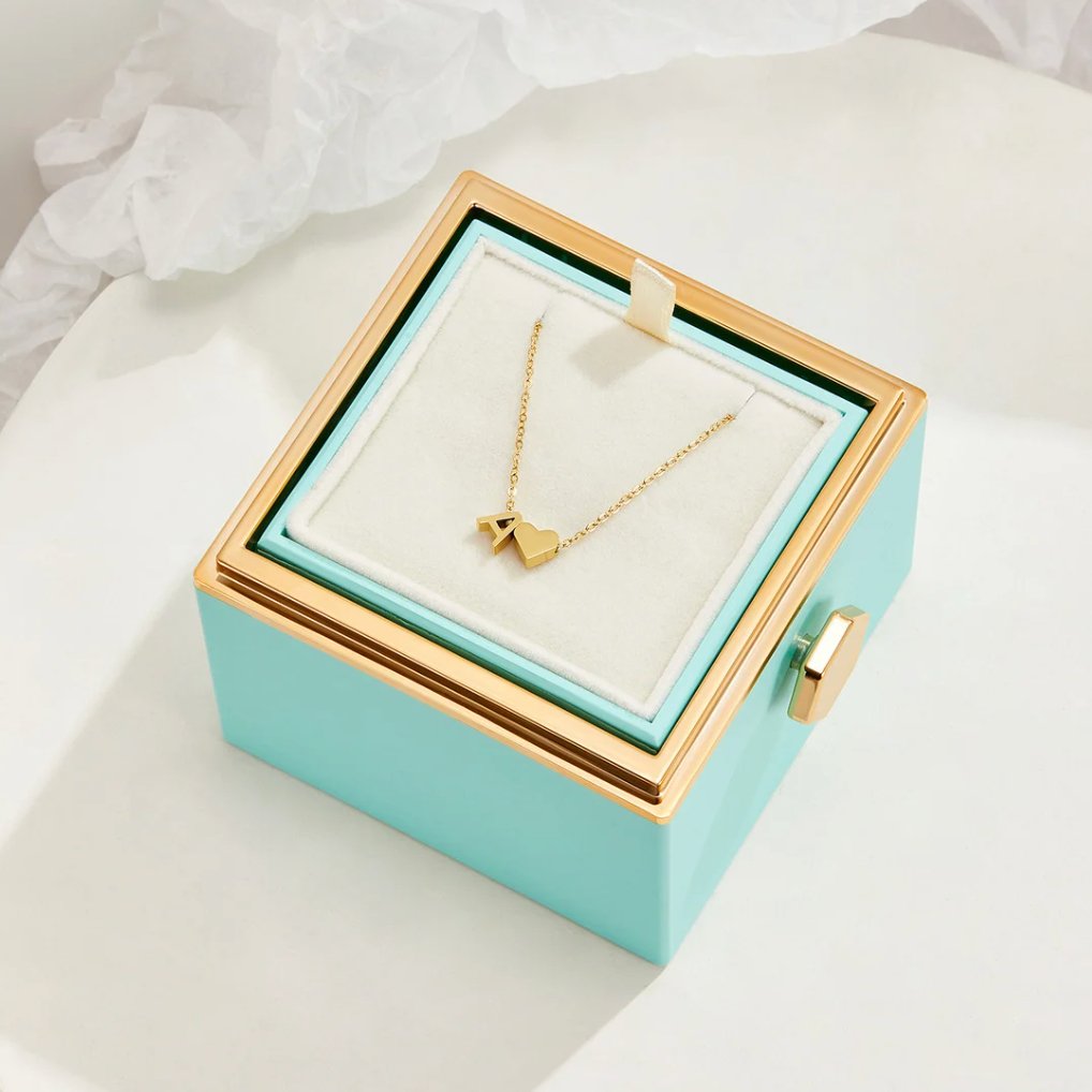 Bracelet intemporel avec pendentif en forme de cœur
