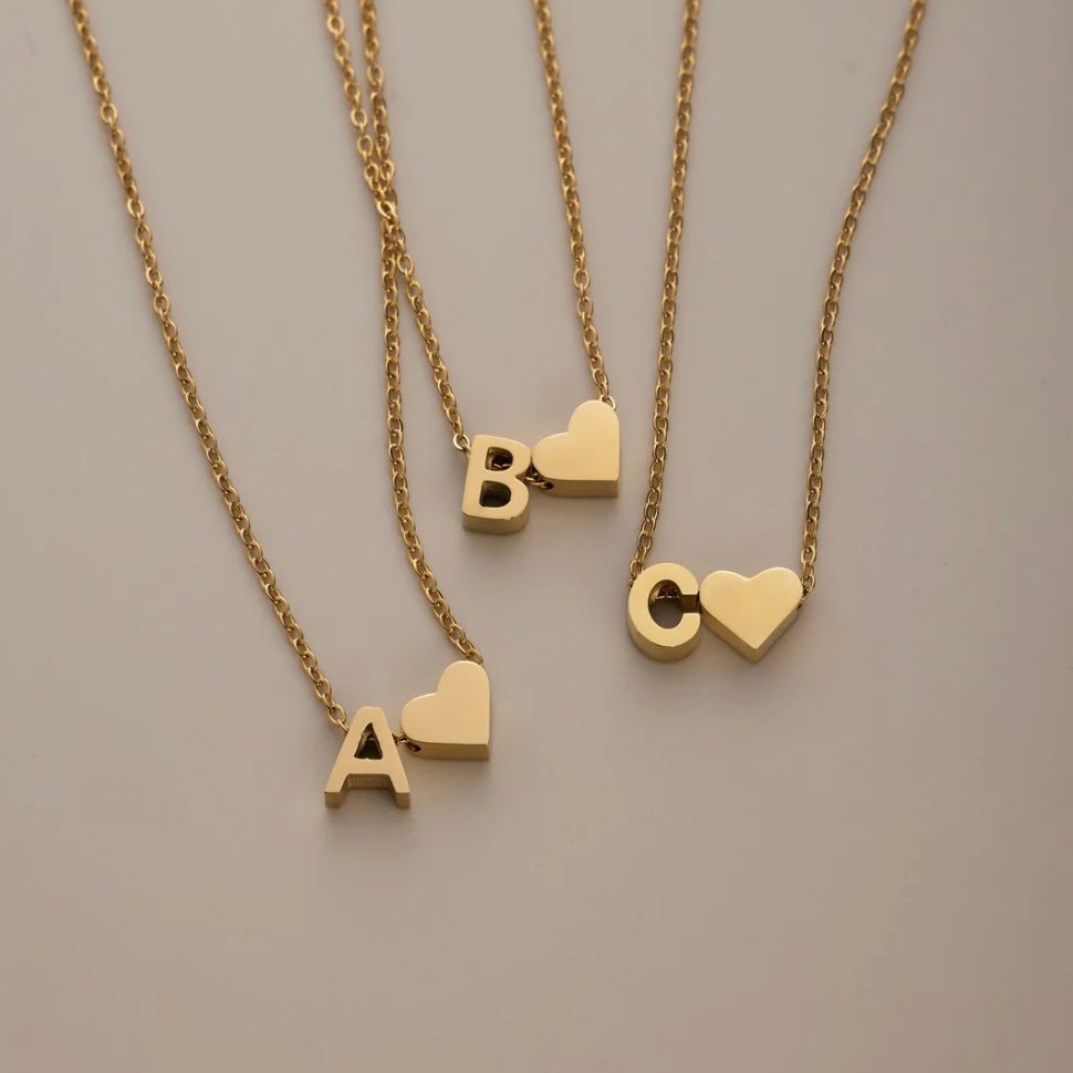 Bracelet intemporel avec pendentif en forme de cœur
