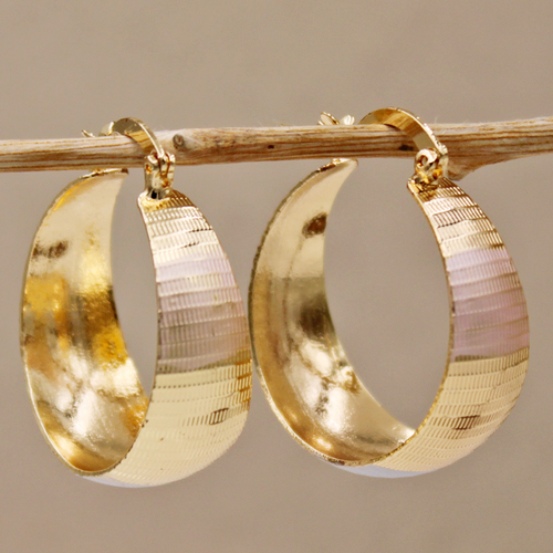 Boucles d'oreilles en or luxueuses et raffinées