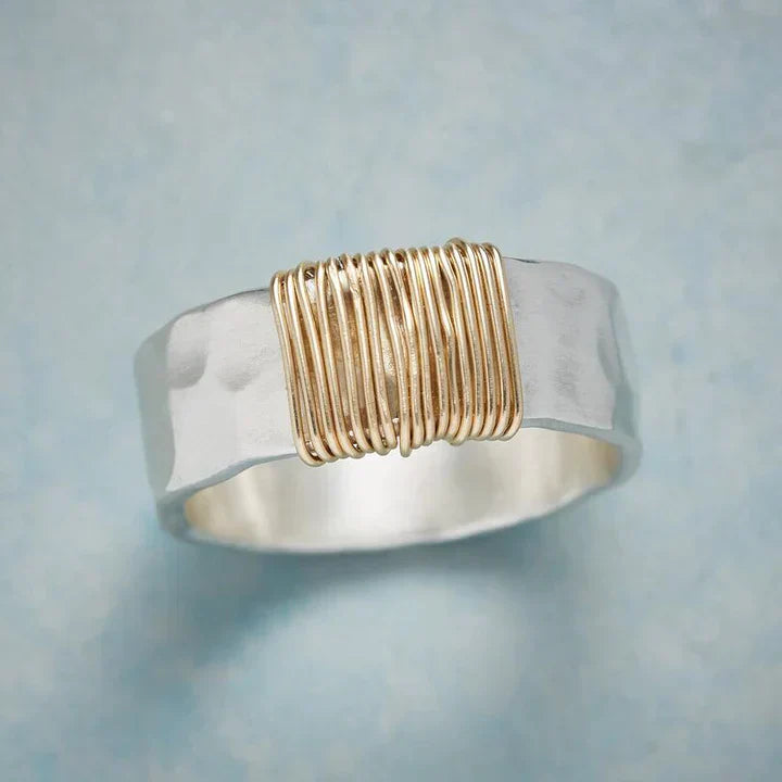Bague vintage en or et argent “intemporelle”