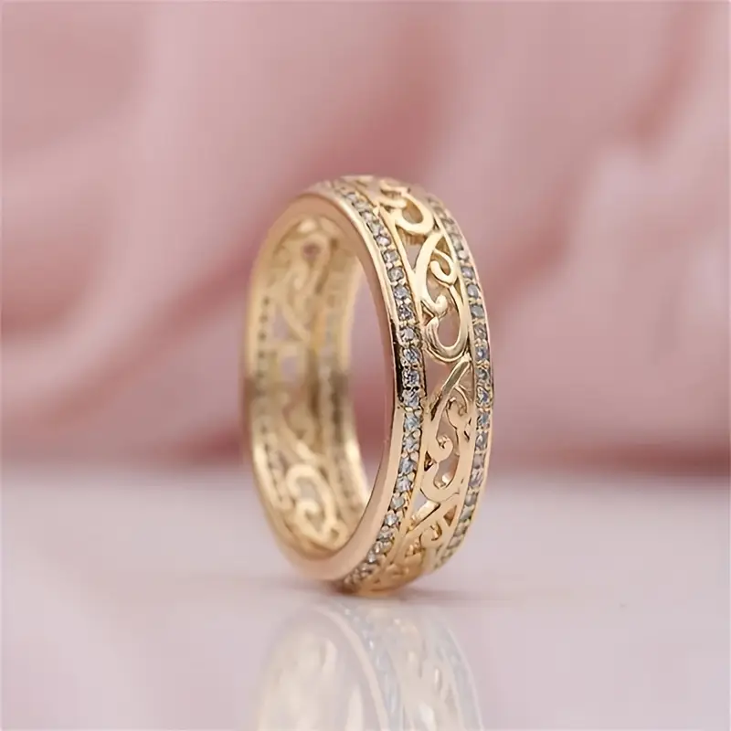 Bague en or fait main avec des cristaux