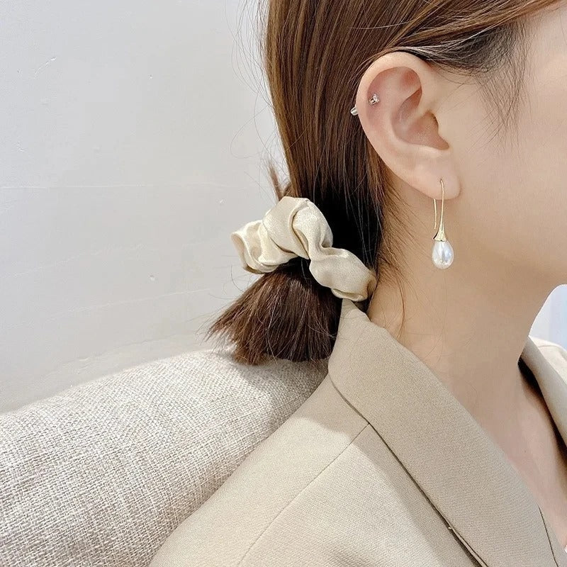 Boucles d'oreilles classiques avec perles Hélène