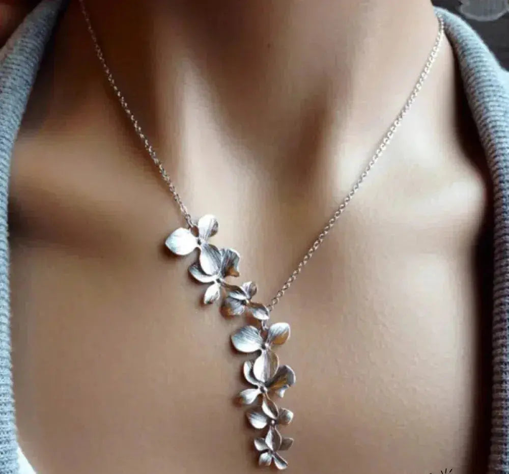Pendentif fleurs en argent éternel